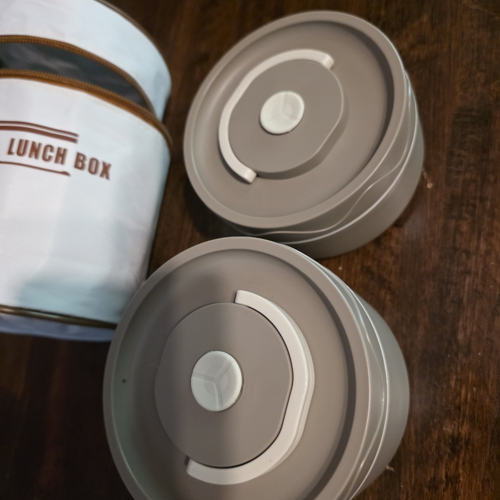 White Lunch Box with Brown Zipper - Picture 2 of 3